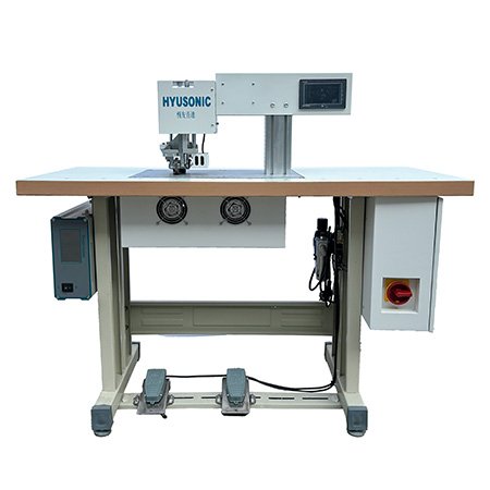 Horizontal - driven Ultrasonic Lace Machine